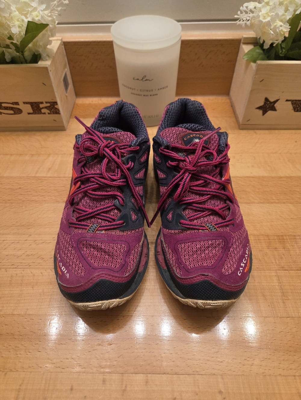 Brooks Cascadia 9 Women's Trail Running Shoes Pink/Purple Size 7 - Picture 2 of 10